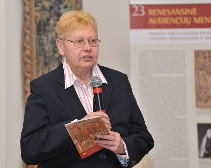 Prof.E.Ulčinaitė